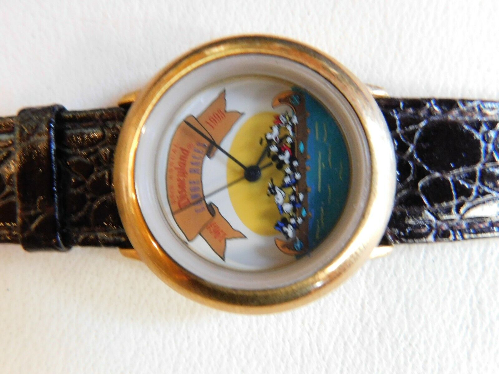 Disney Cast Canoe Races Watch 30th Annual Limited Edition B34