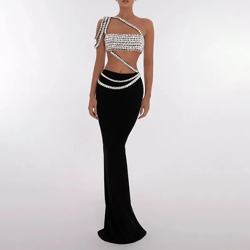 Brownm Sexy Suit 2025 New Fashion Heavy Industry Diamond Oblique Shoulder Blouse + Long Bag Hip Skirt