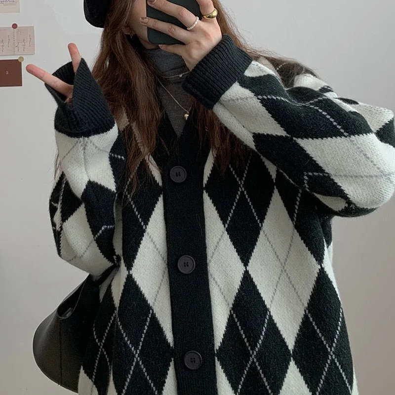 Korean Oversize Cardigan Tops Women Knitted Sweater Argyle Cardigan Loose Single Breasted Students V-neck Lovely Knitwear 17068