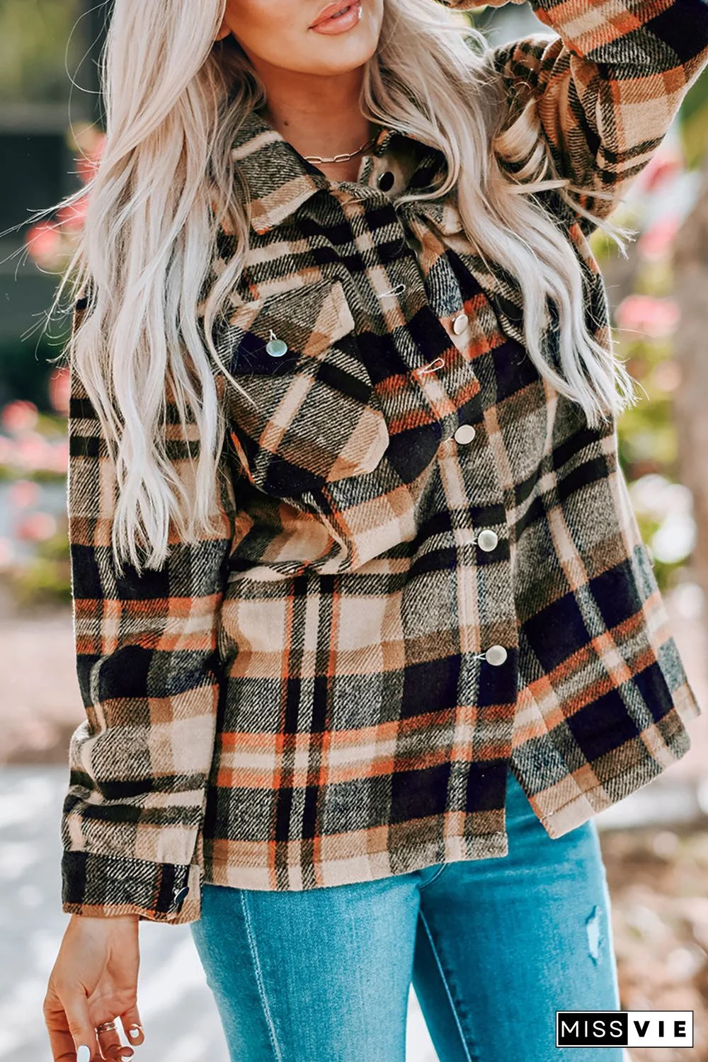 Geometric Plaid Print Pocketed Shirt