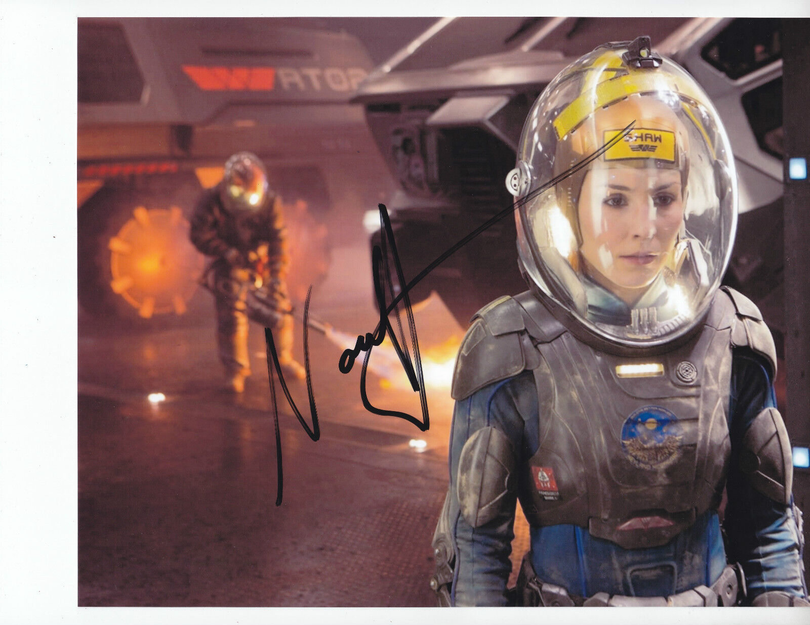 Noomi Rapace - PROMETEUS - signed 8x10 COA GAI