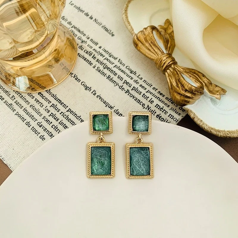 Vintage Emerald Green Drop Earrings