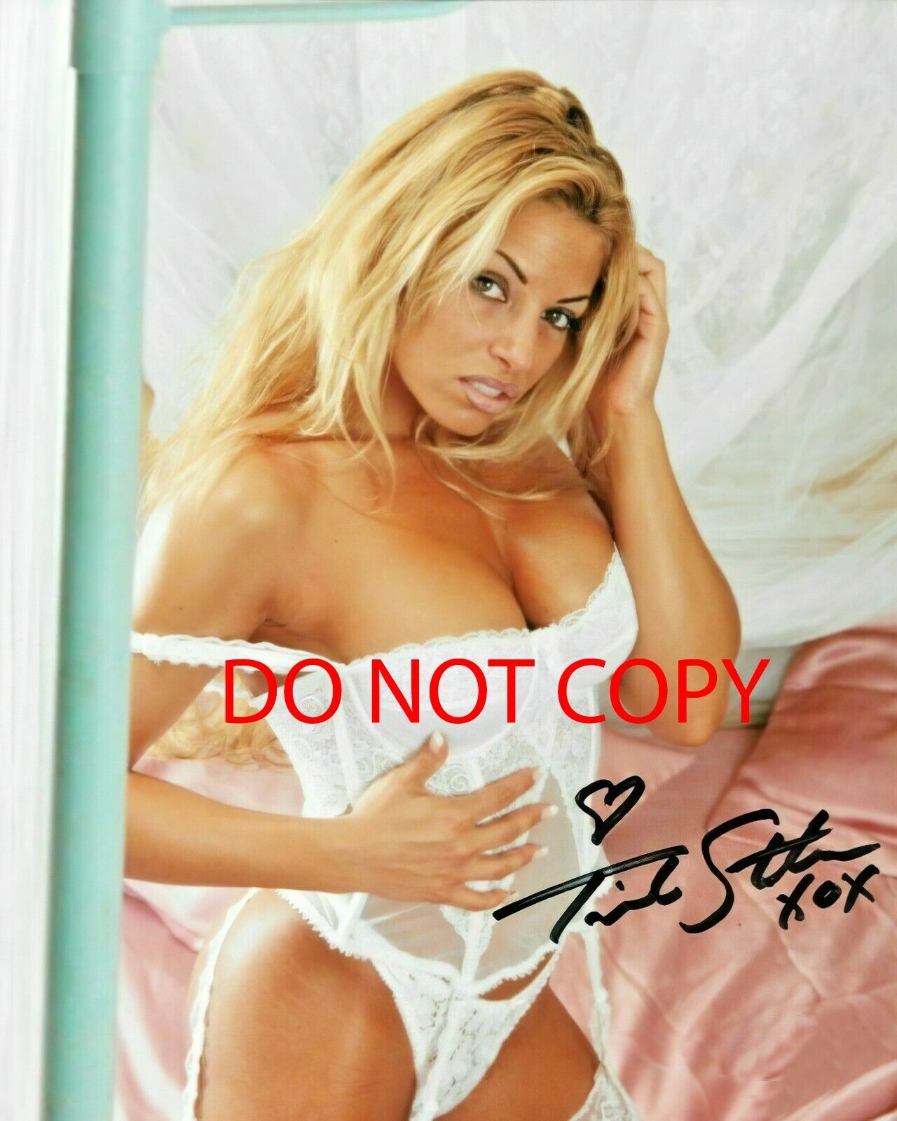 WWE - Trish Stratus - Autographed Signed 8x10 Photo Poster painting (WWE) Reprint