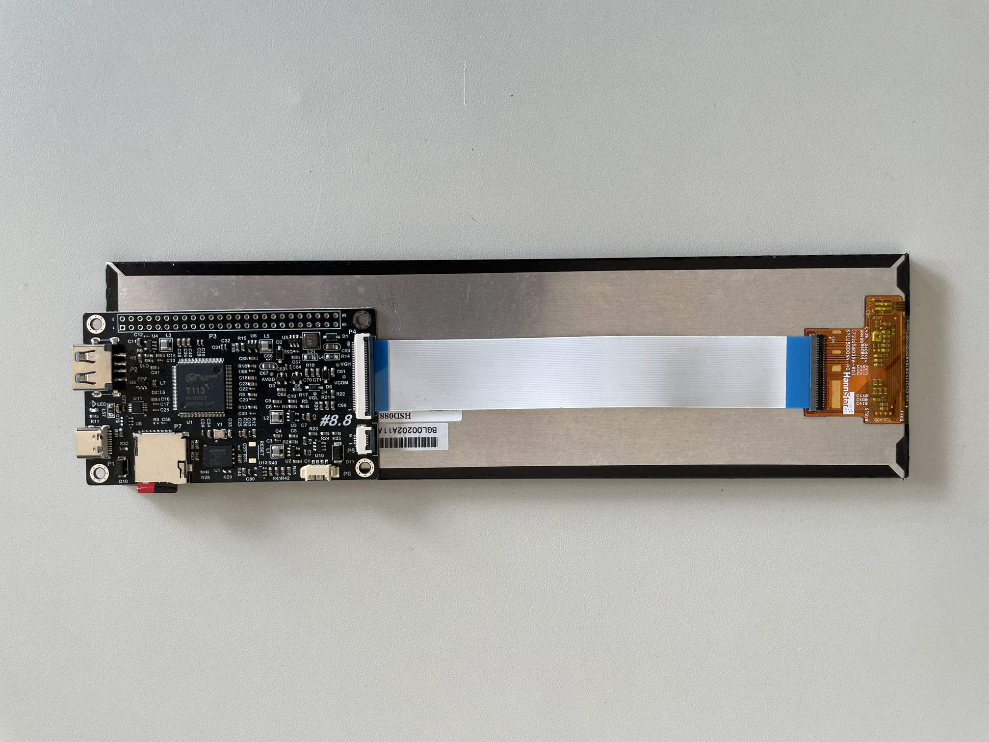 8.8" HSD088IPW1 Versatile Media Display Kit