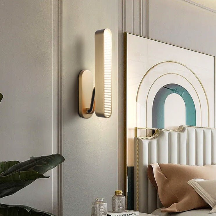 Slim Gold Wall Light CSTWIRE