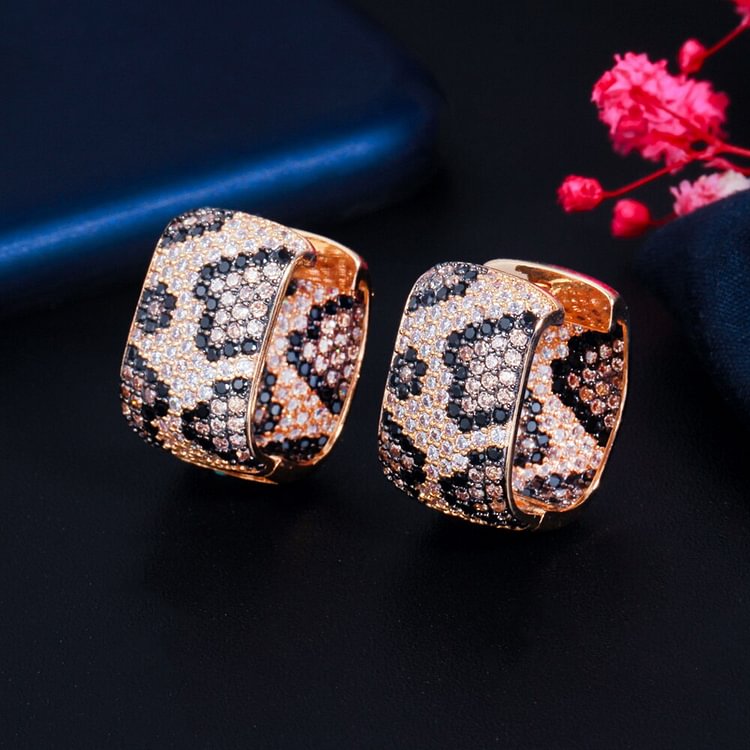 YOY-Zircons Fashion Luxury Square Cubic Zircon Leopard Earrings