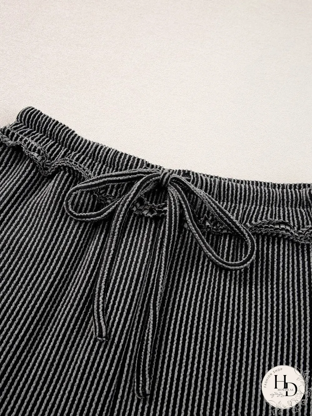 Chic Carbon Grey Ribbed Two-Piece Set with Exposed Seams