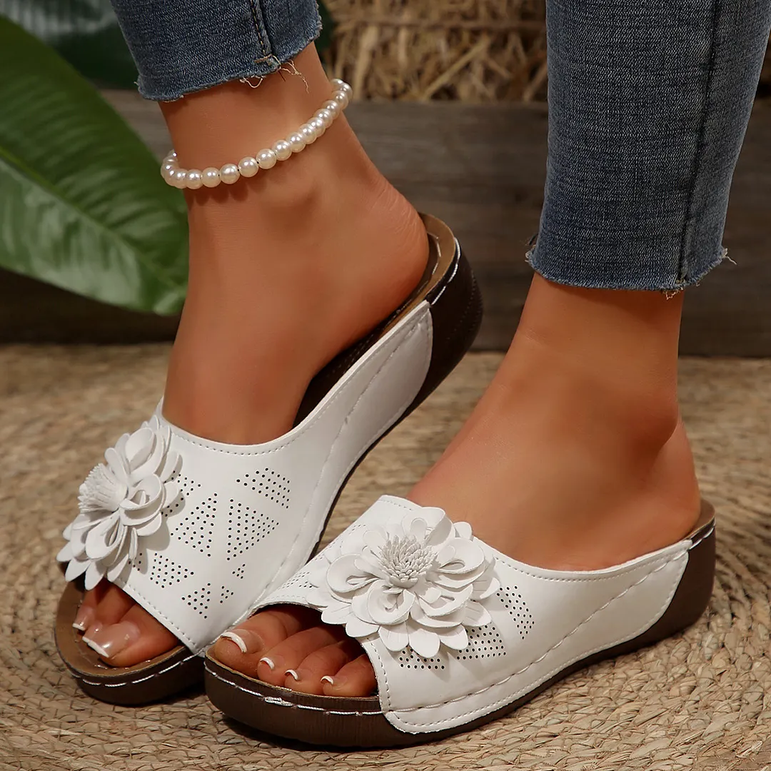 Breakj Breakj Summer New Large-Size Lady Thick-Soled Sandals Help Flowers Decorated With Ultra-Light Polyurethane Soles