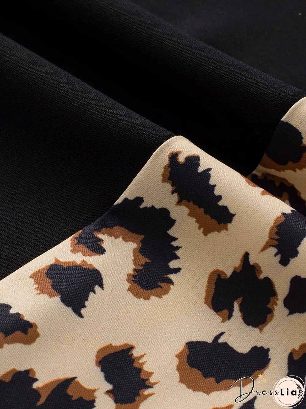 Elegant Black Leopard Ruffle Sleeve Plus Size Top