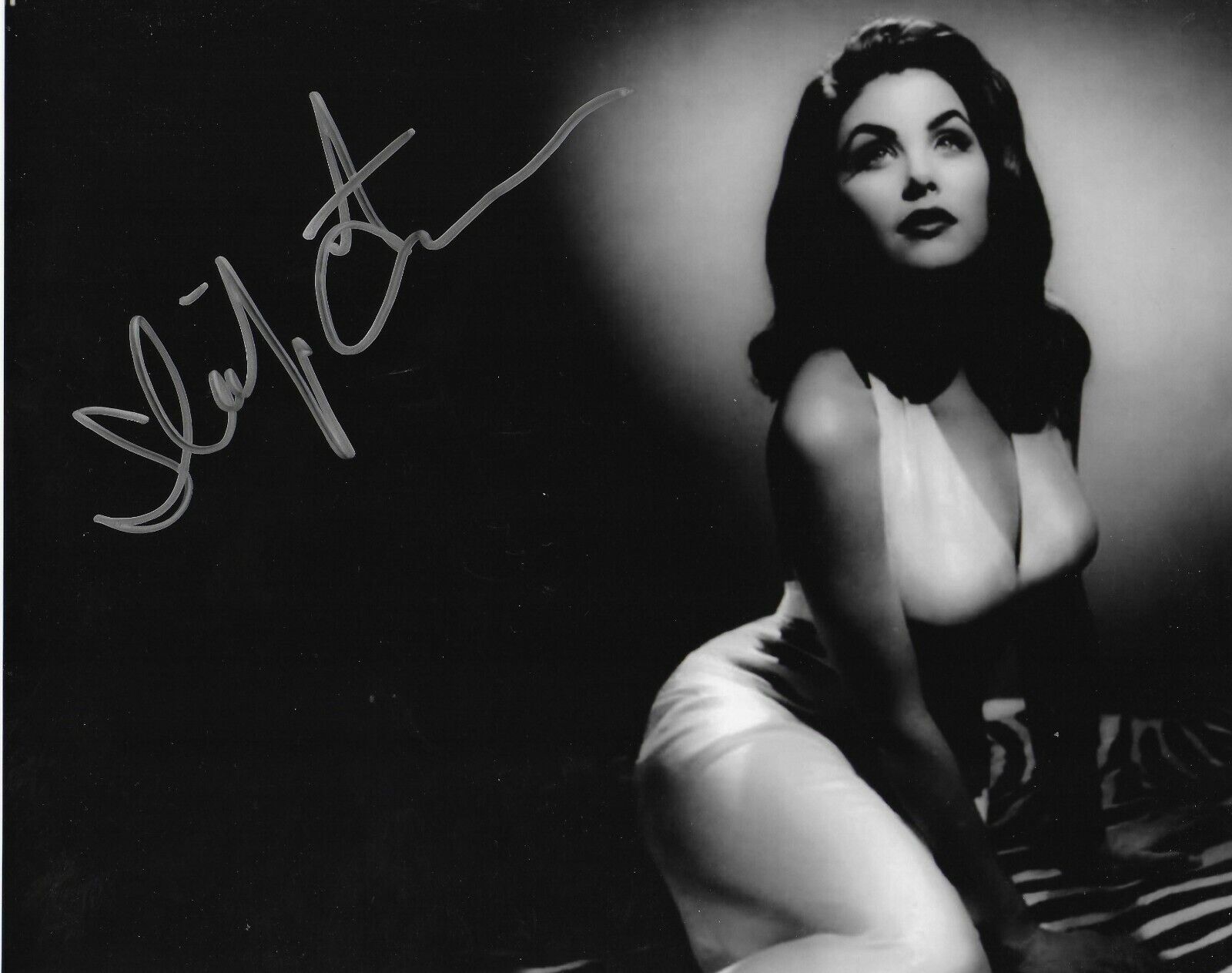 Sherilyn Fenn (Twin Peaks) Original 8X10 Photo Poster painting #6 signed @HollywoodShow