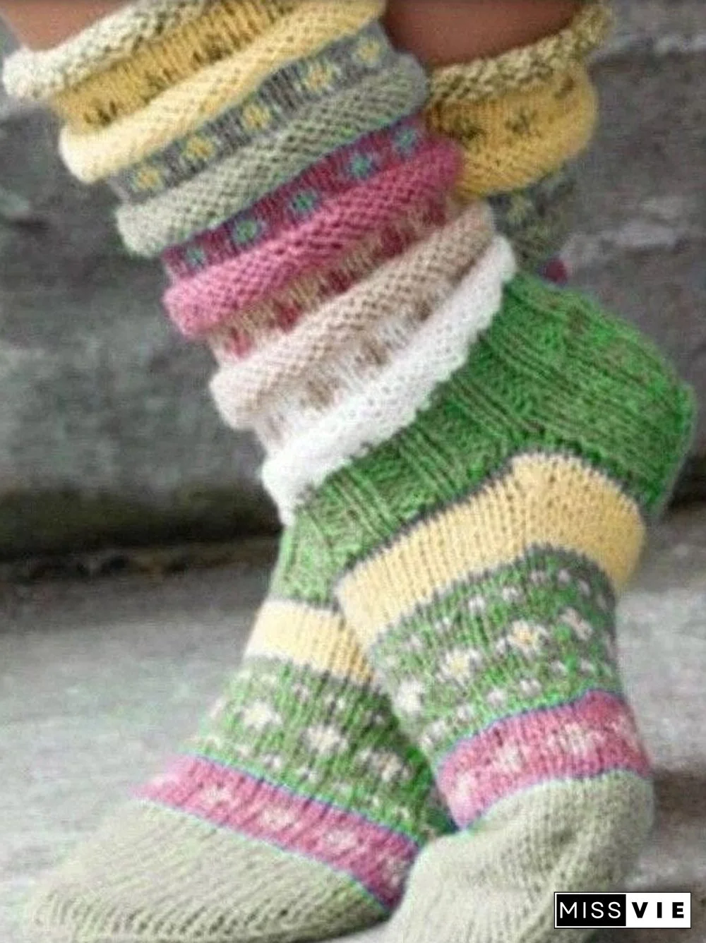 Gradient Contrast Knit Socks