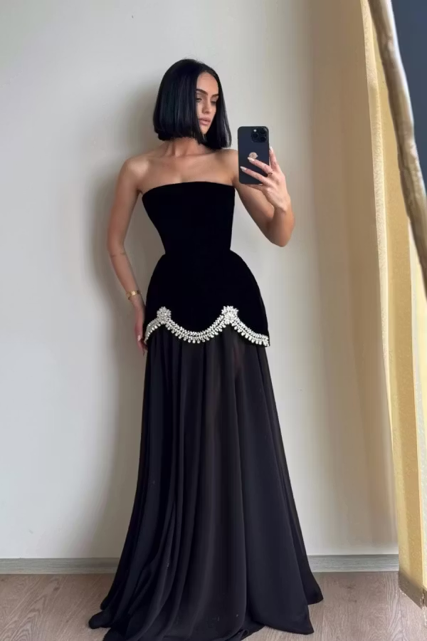 Stylish Strapless Sleeveless High-Waisted Long A-Line Prom Dress With Rhinestones Wellcucu WQ0497