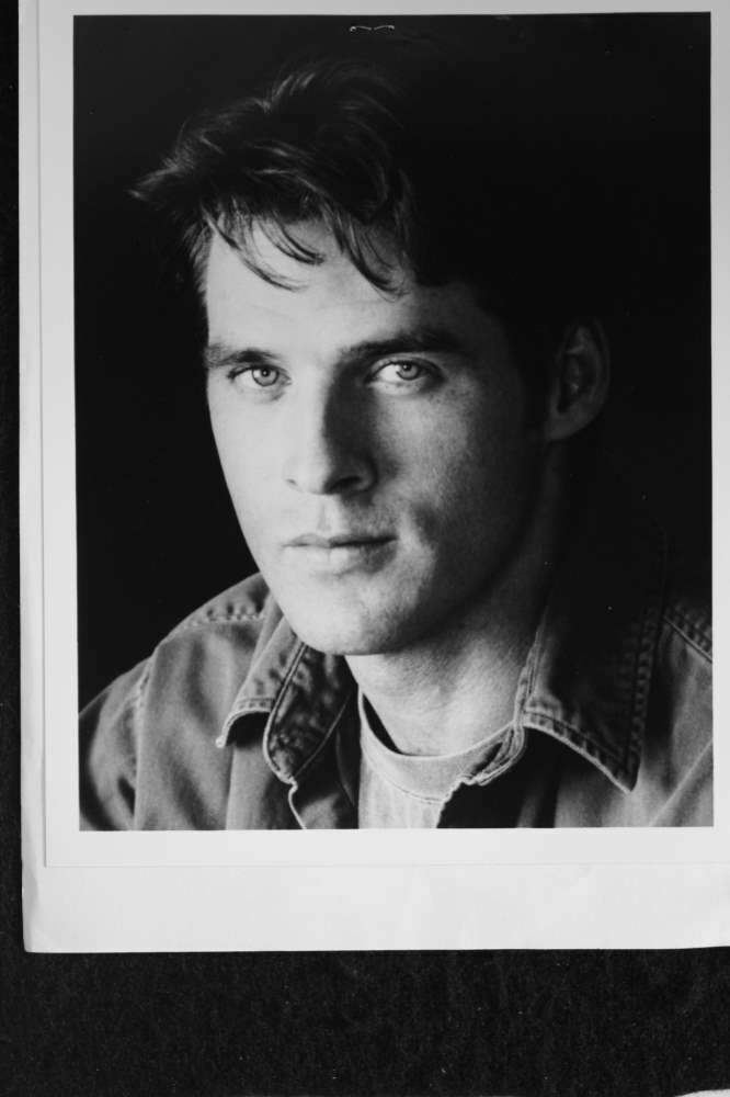 Ben Browder - 8x10 Headshot Photo Poster painting with Resume - Party of Five