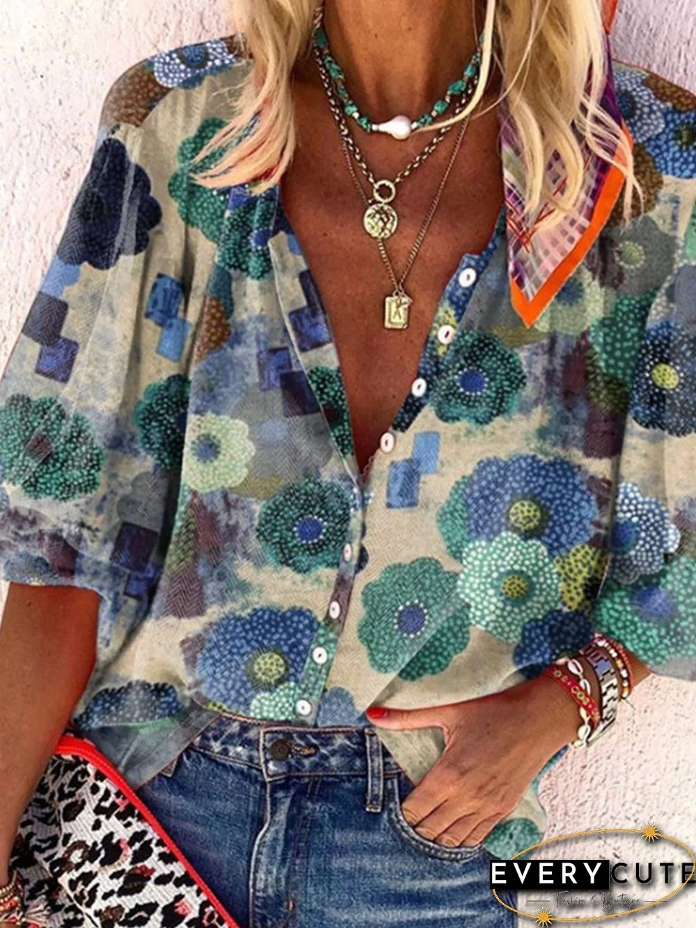 Button Round-Neck Long Sleeve Print Blouse P10411