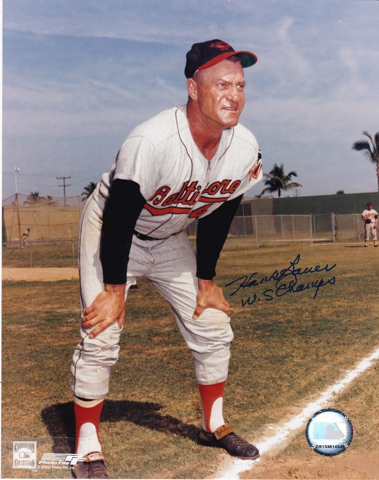 HANK BAUER BALTIMORE ORIOLES 66 WS CHAMPS ACTION SIGNED 8x10