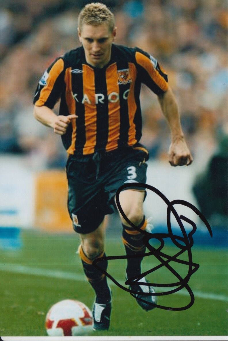 HULL CITY HAND SIGNED ANDY DAWSON 6X4 Photo Poster painting 2.