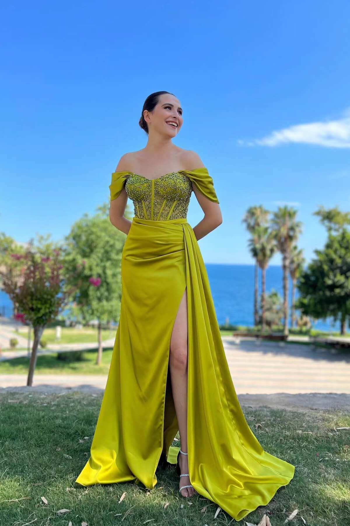 Classic Olive Green Off-the-Shoulder Evening Party Gowns Slit With Beads - lulusllly