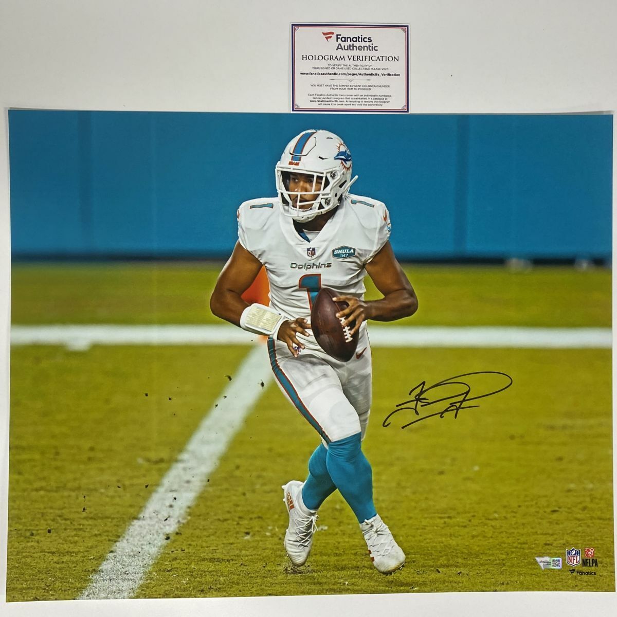 Autographed/Signed TUA TAGOVAILOA Miami Dolphins 16x20 Photo Poster painting Fanatics COA Auto