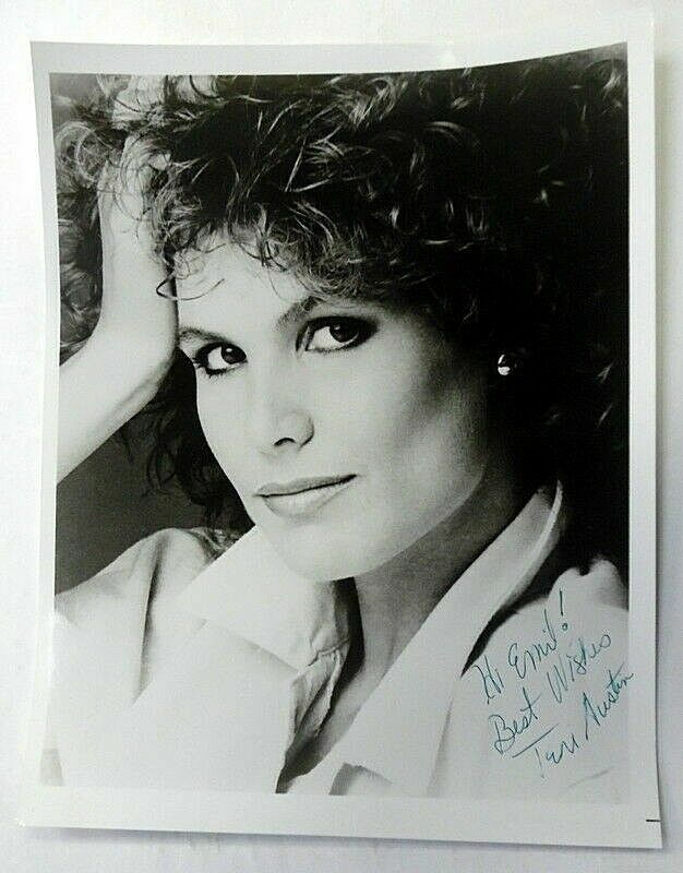 TERI AUSTIN Autographed 8 x 10 Photo Poster painting Actress KNOTS LANDING TV Soap 1980's PC1468