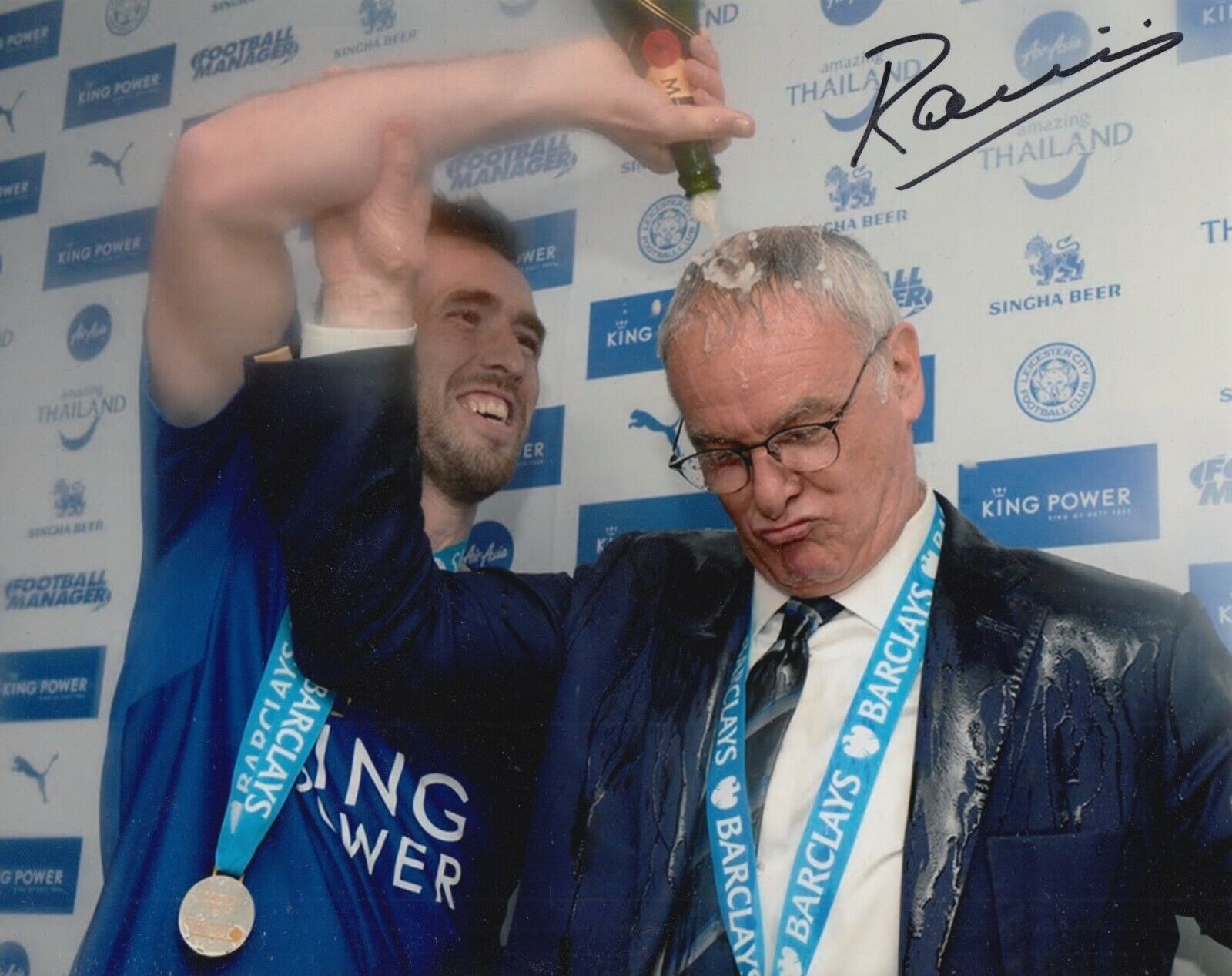 CLAUDIO RANIERI HAND SIGNED 10X8 Photo Poster painting LECIESTER CITY FOOTBALL AUTOGRAPH