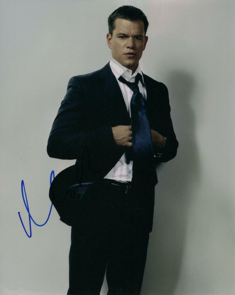 MATT DAMON SIGNED AUTOGRAPH 8X10 Photo Poster painting - HOLLYWOOD SUPERSTAR, JASON BOURNE STUD