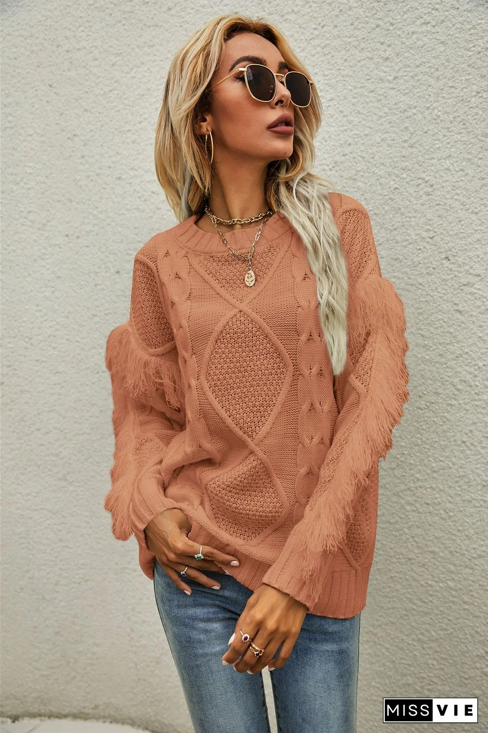 Round Neck Long Sleeve Cable Knit Design Sweater