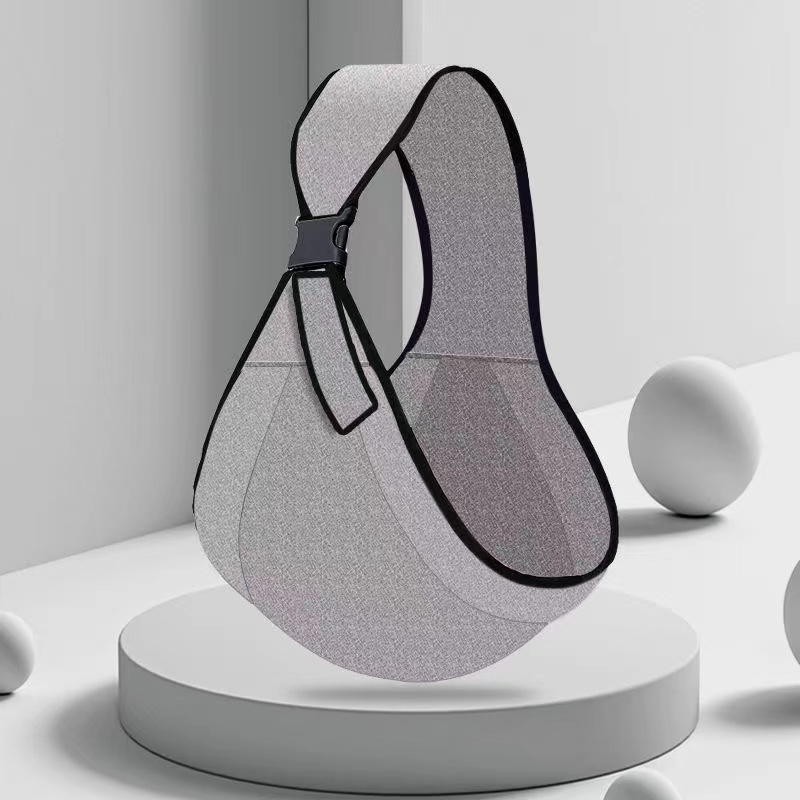 The baby carrying device | 168DEAL