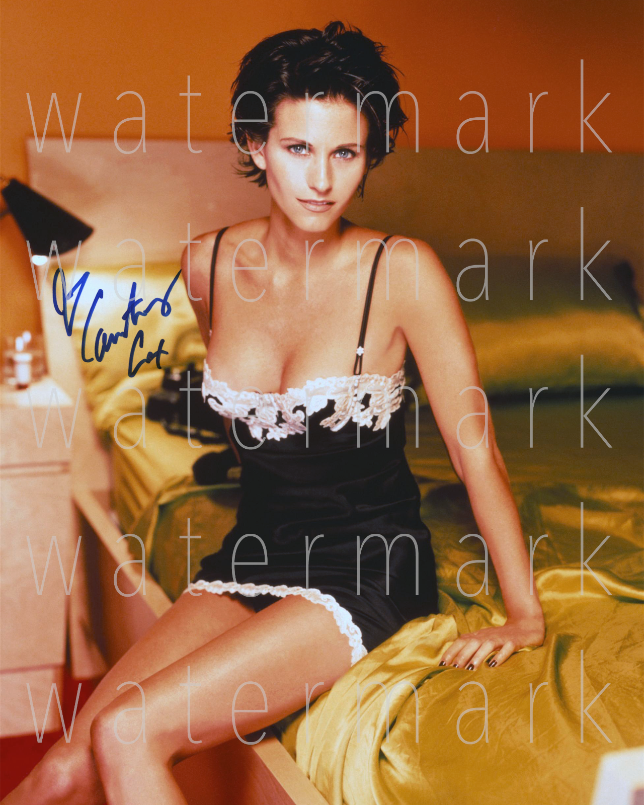 Courteney Cox sexy hot signed 8X10 print Photo Poster painting poster picture autograph RP