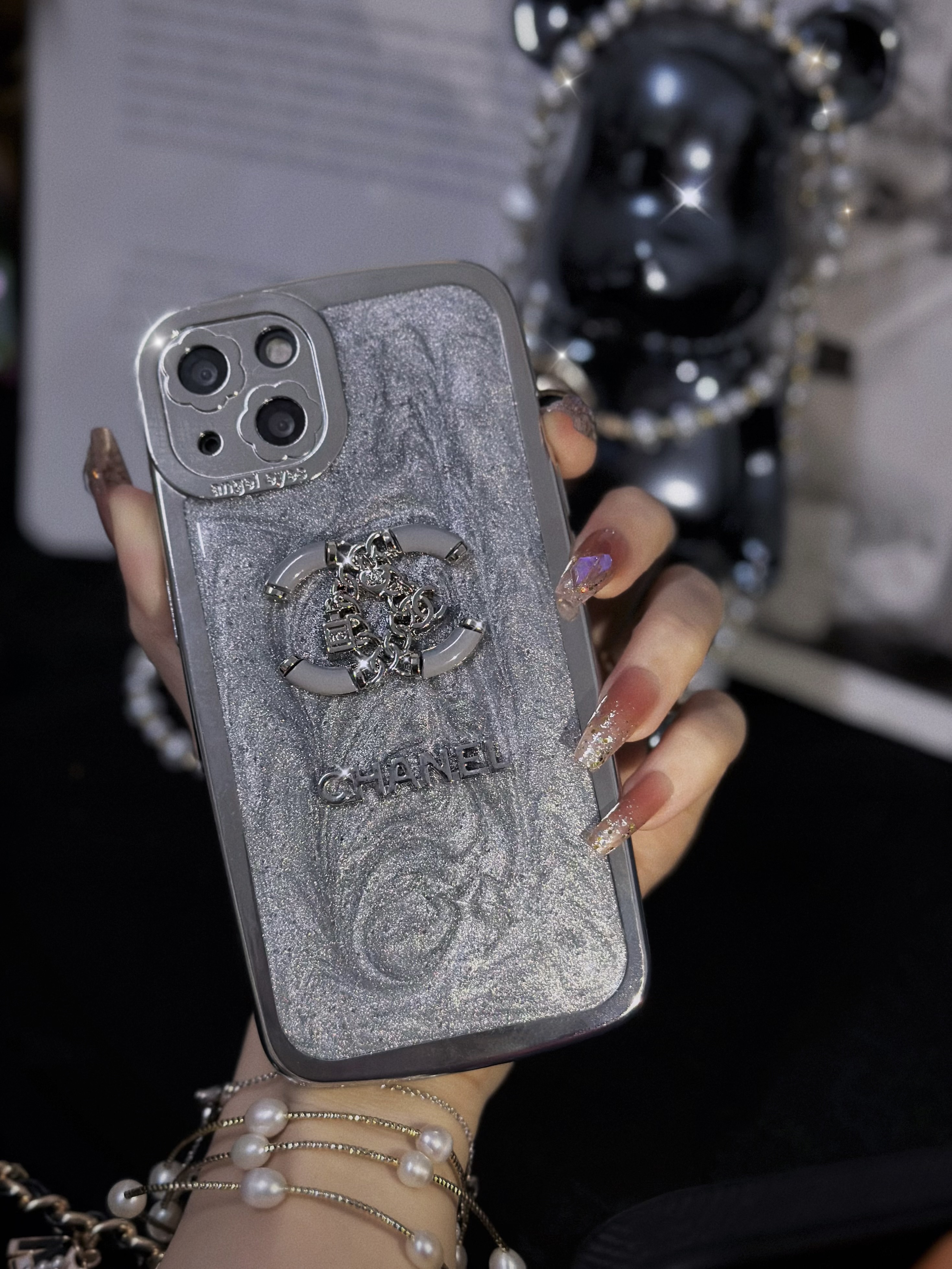 Luxurious Chanel Electroplated Mobile iPhone Case Protective Cover