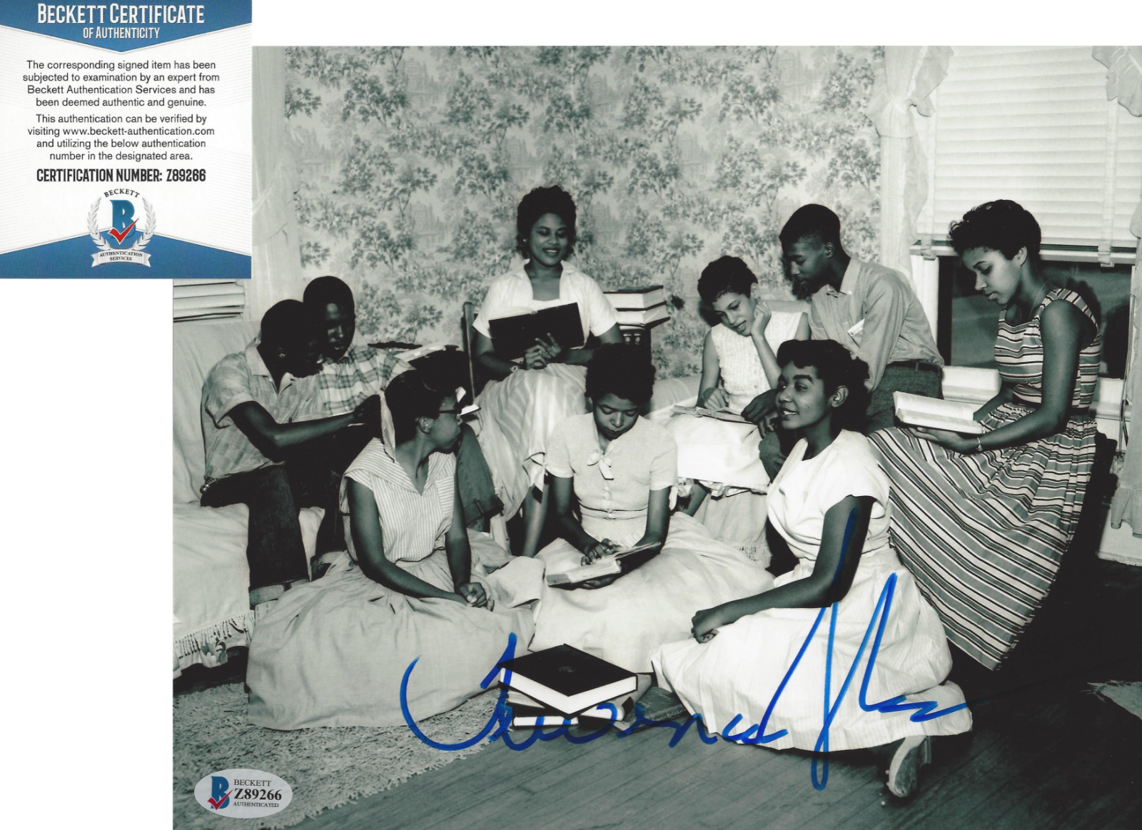 TERRENCE ROBERTS SIGNED CIVIL RIGHTS LITTLE ROCK NINE 8x10 Photo Poster painting BECKETT COA BAS