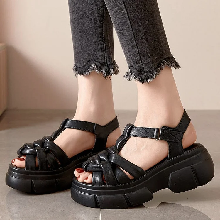 Women Retro Plaited Leather Thick Soled Sandals
