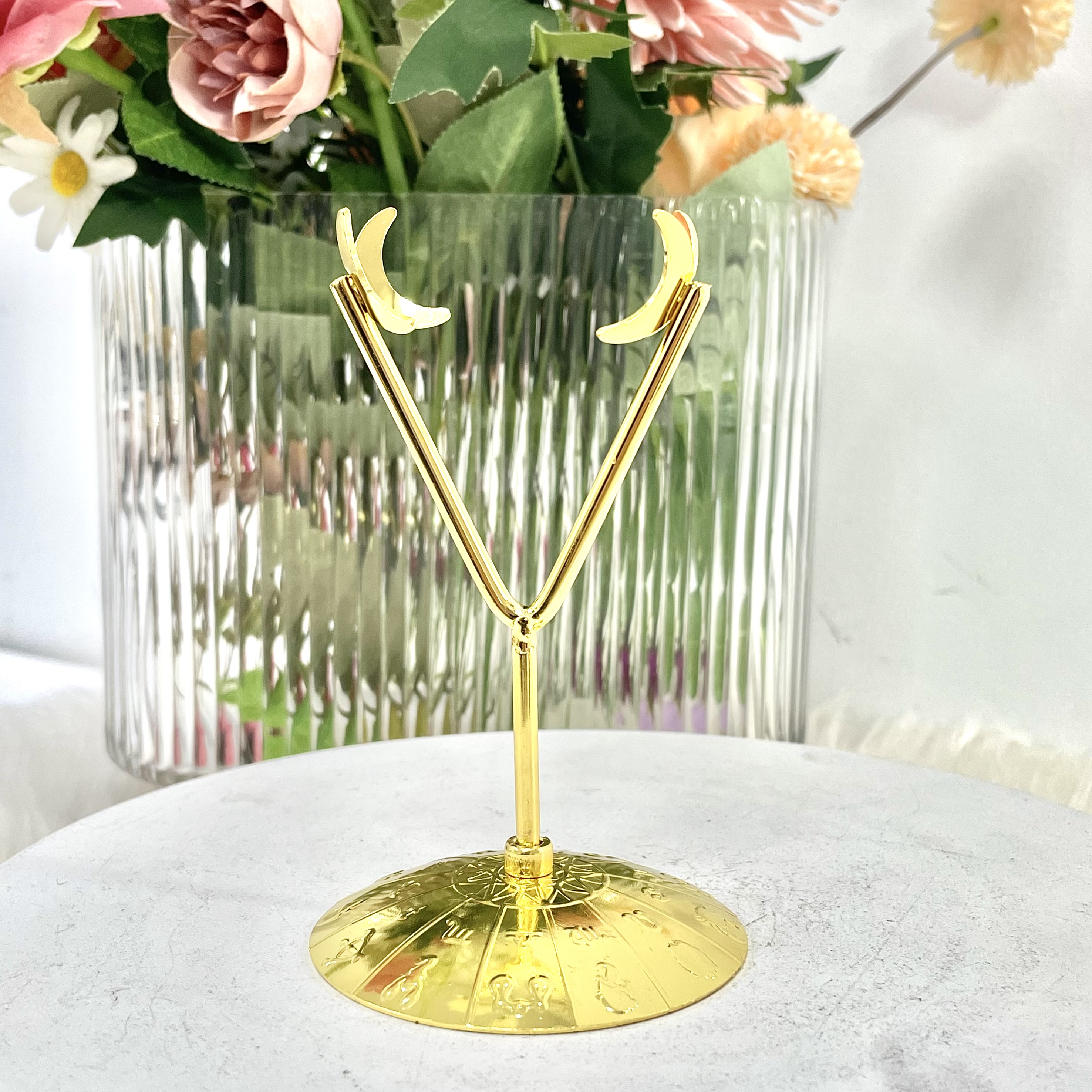 Crystal Diamond/Rhombus Zodiac Stand