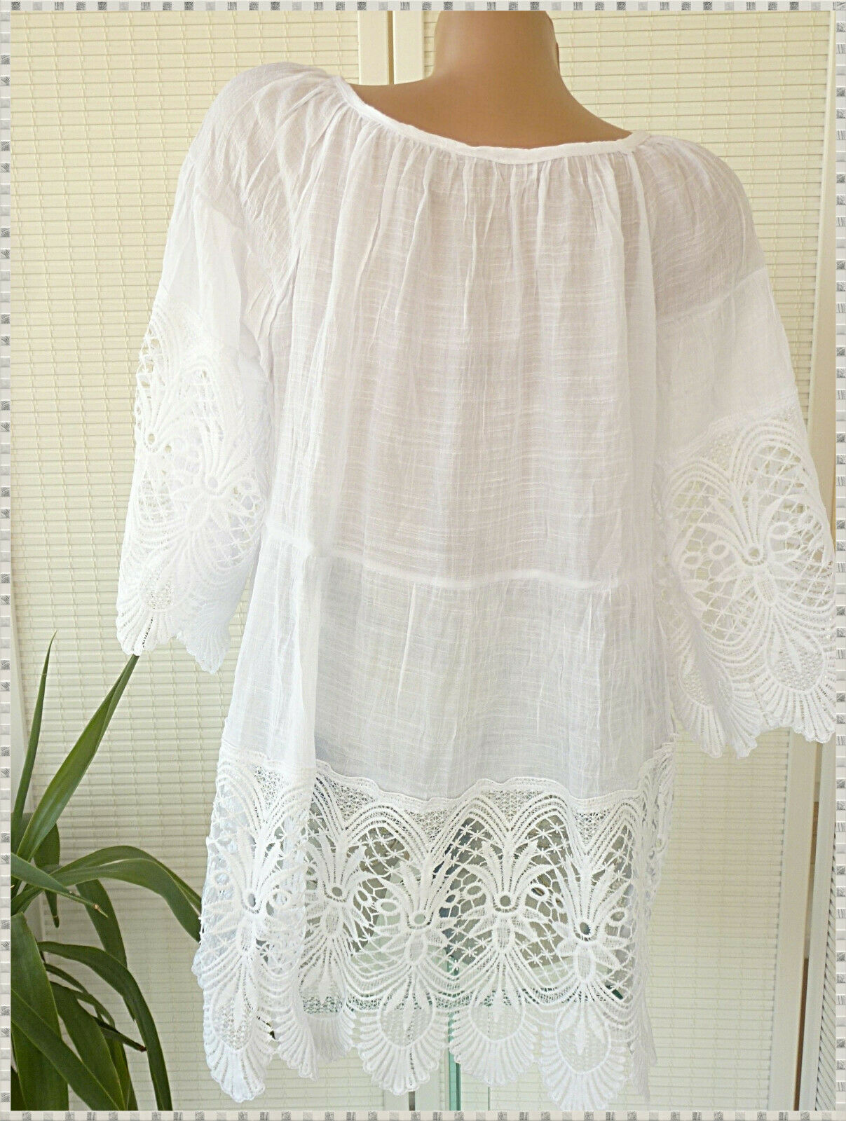 Women Half Sleeve V-neck Solid Color Dress