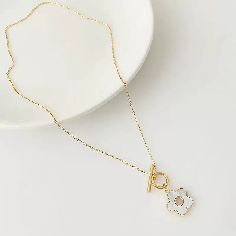 Five Petal Flower Shell Gold-Plated Necklace
