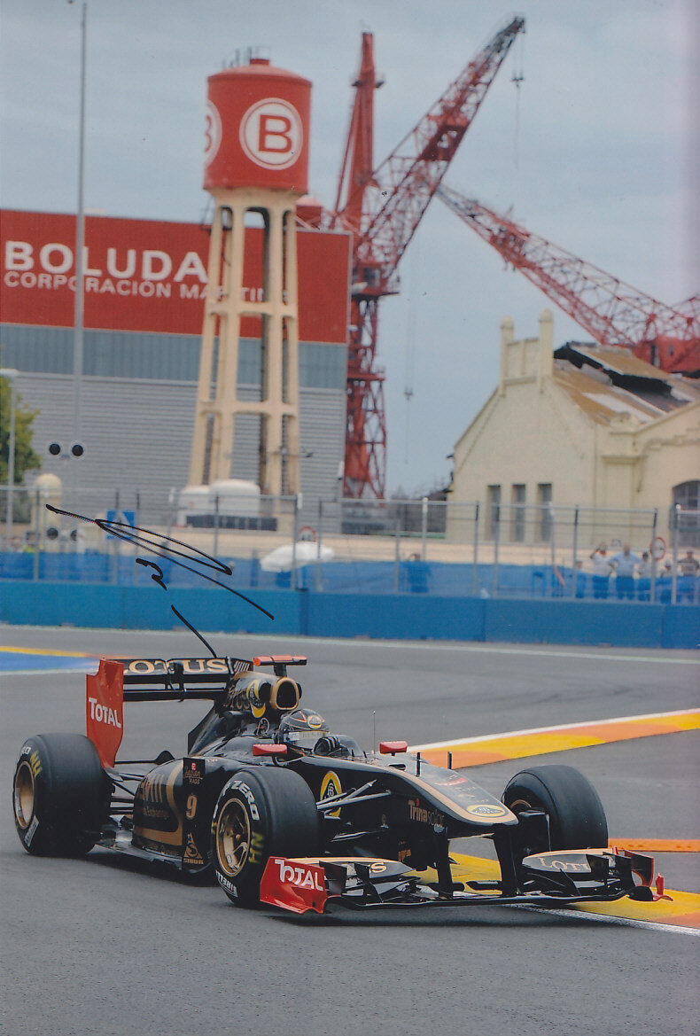 Nick Heidfeld Hand Signed Lotus Photo Poster painting 12x8 4.