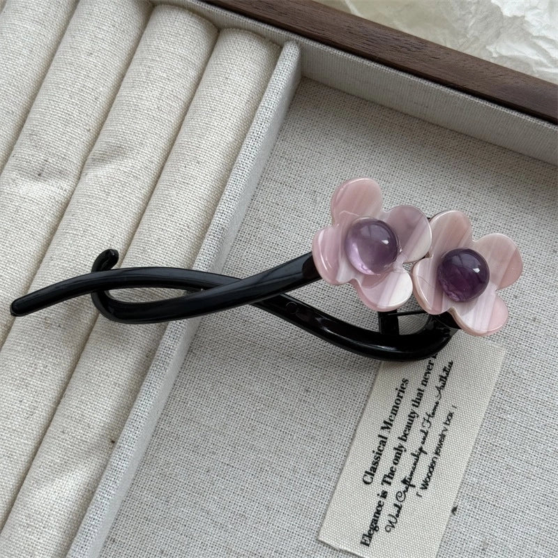 Women’s Classic Style Flower Plastic Hair Claws