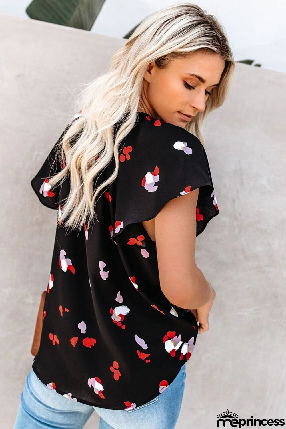 V-neck Short Sleeve Fashion Print Fantasy Fluttering Blouse