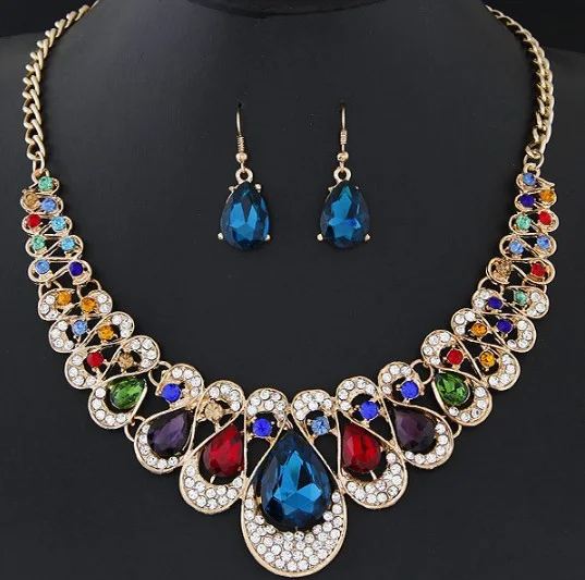 Fashion Metal Sparkling Jewel Necklace Earring Set
