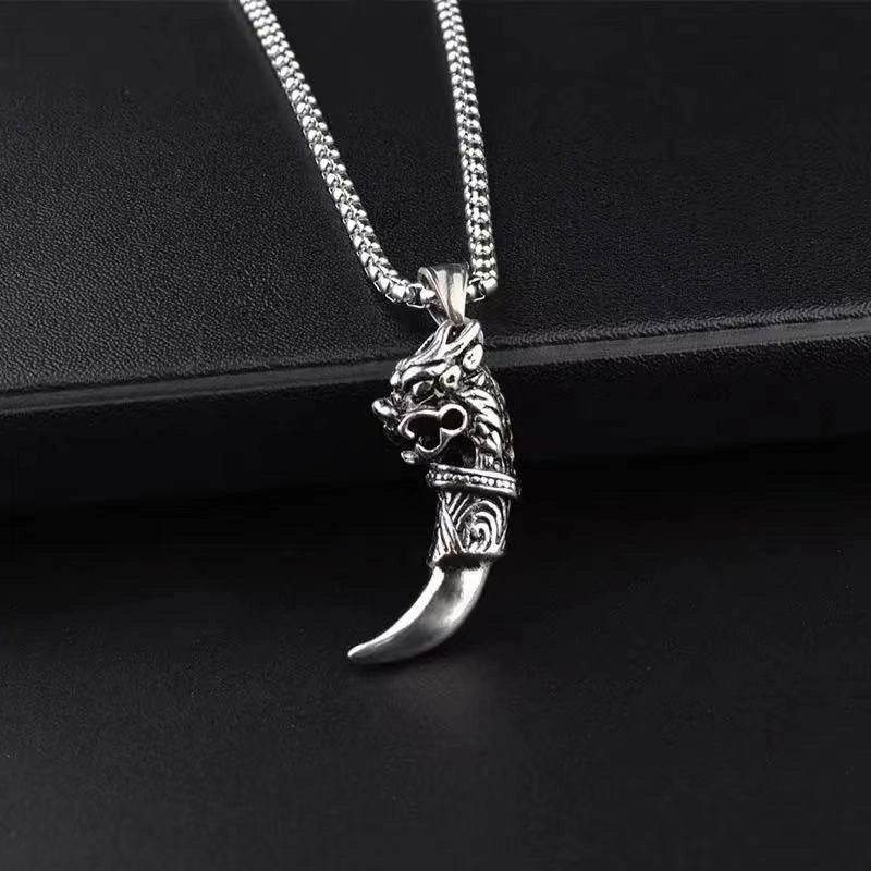 Hip-Hop Vintage Style Animal Letter Alloy Titanium Steel Plating Men’s Pendant Necklace Men Pendant Necklaces