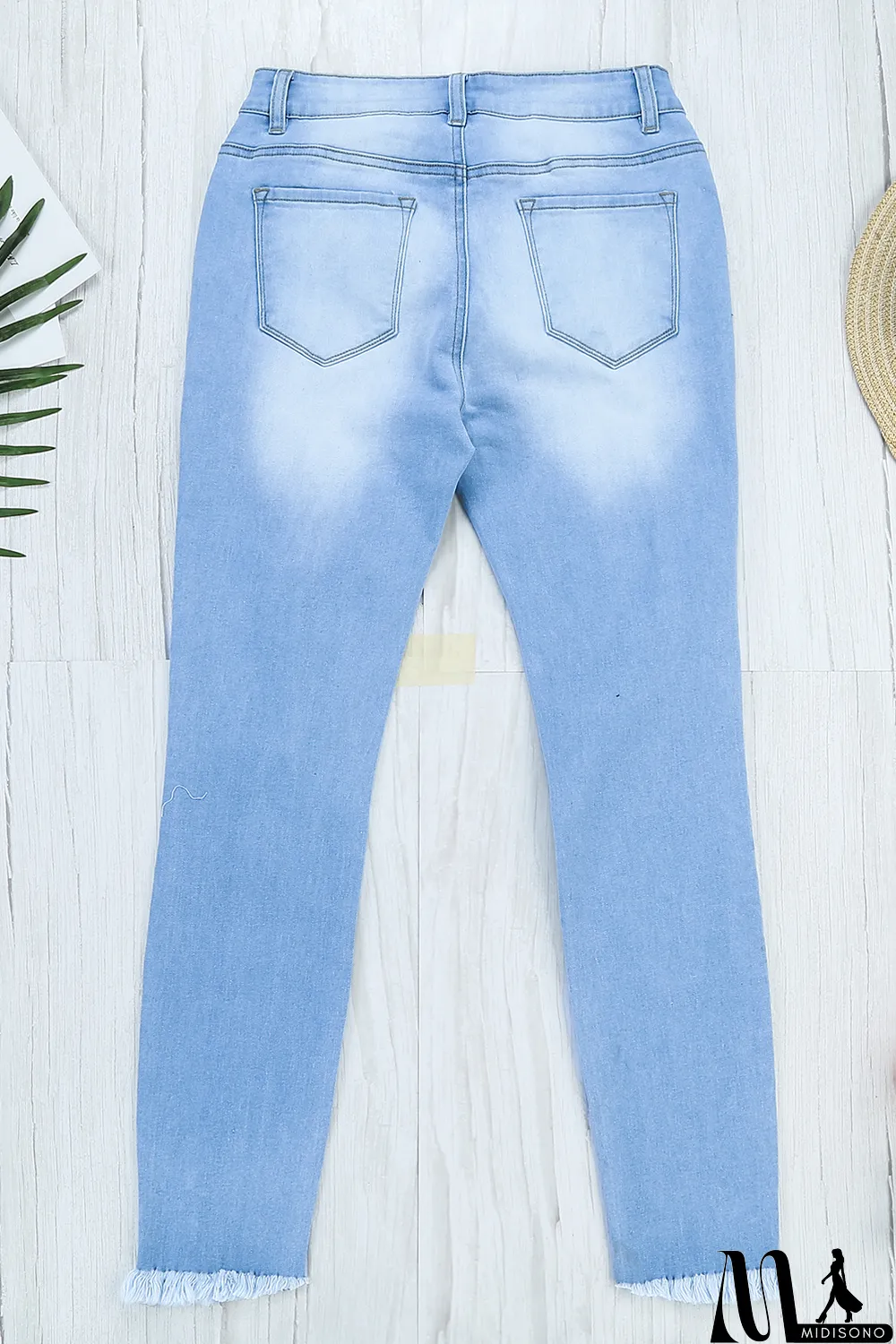 MidiSono - Blank Apparel - Light Blue Washed Ripped Jeans