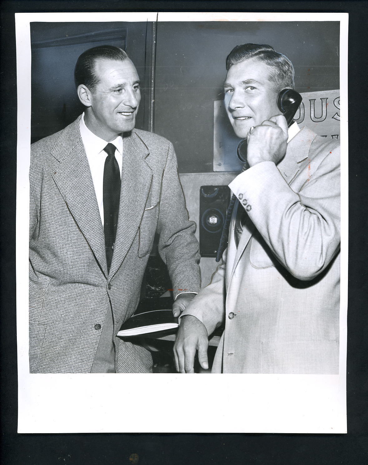 Hank Greenberg signs Hal Newhouser for Cleveland Indians 1954 Press Photo Poster painting Tigers