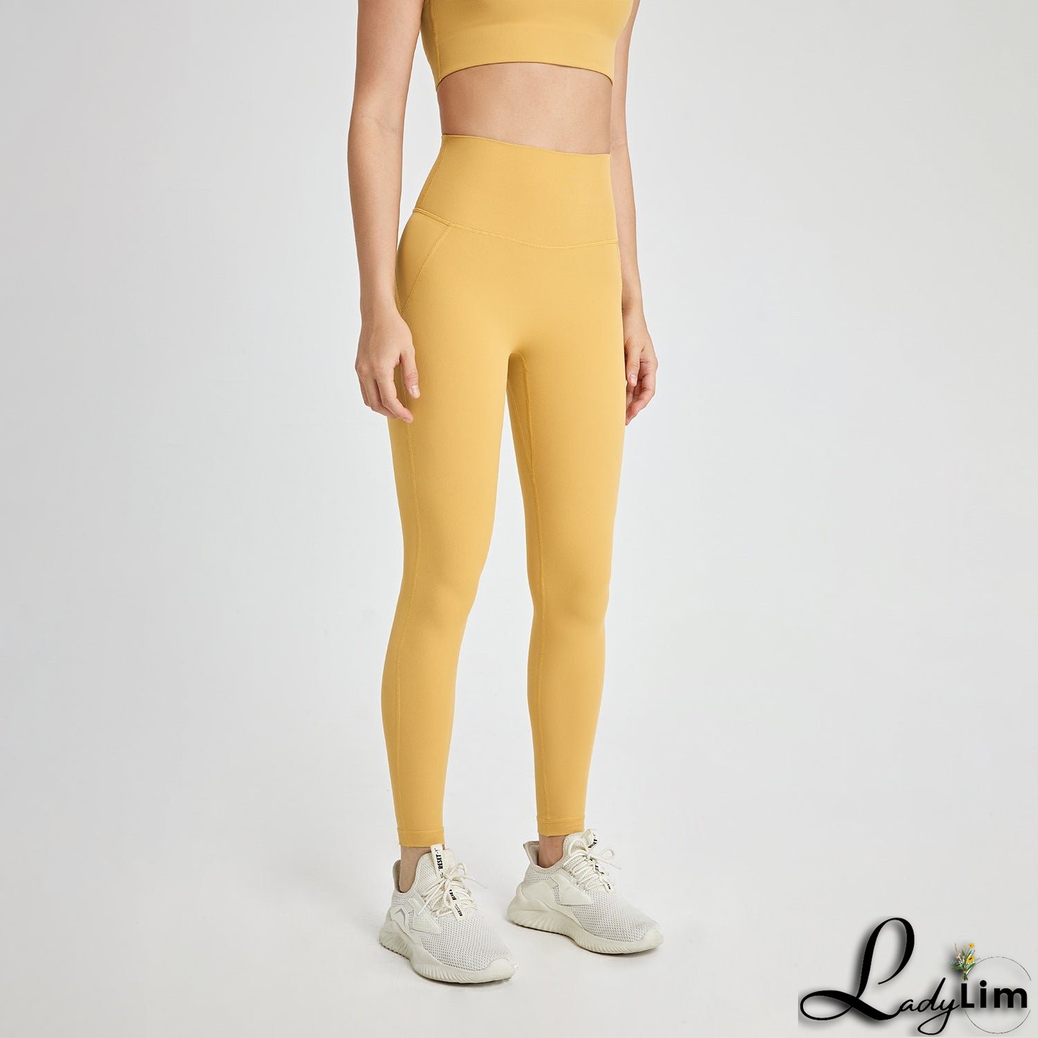 Fashionable and Effortless winter Pants