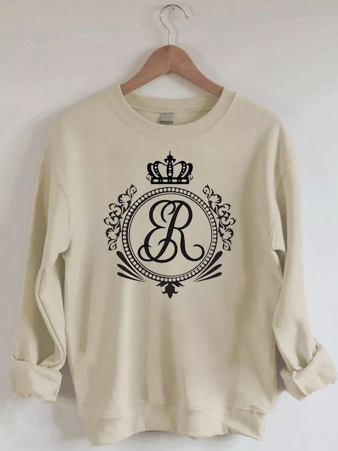 Queen Elizabeth II - Casual Round Neck Sweatshirt