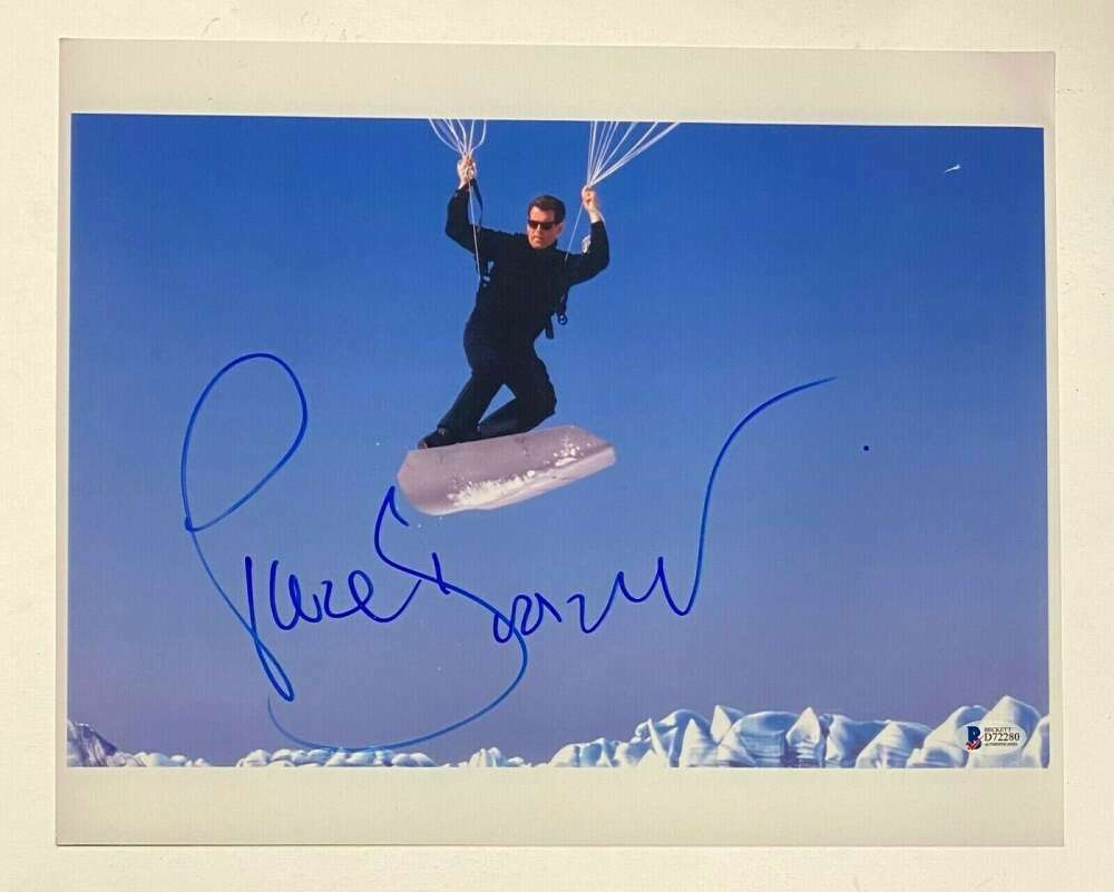 Pierce Brosnan BAS Beckett Coa Signed 11x14 James Bond Photo Poster painting Autograph