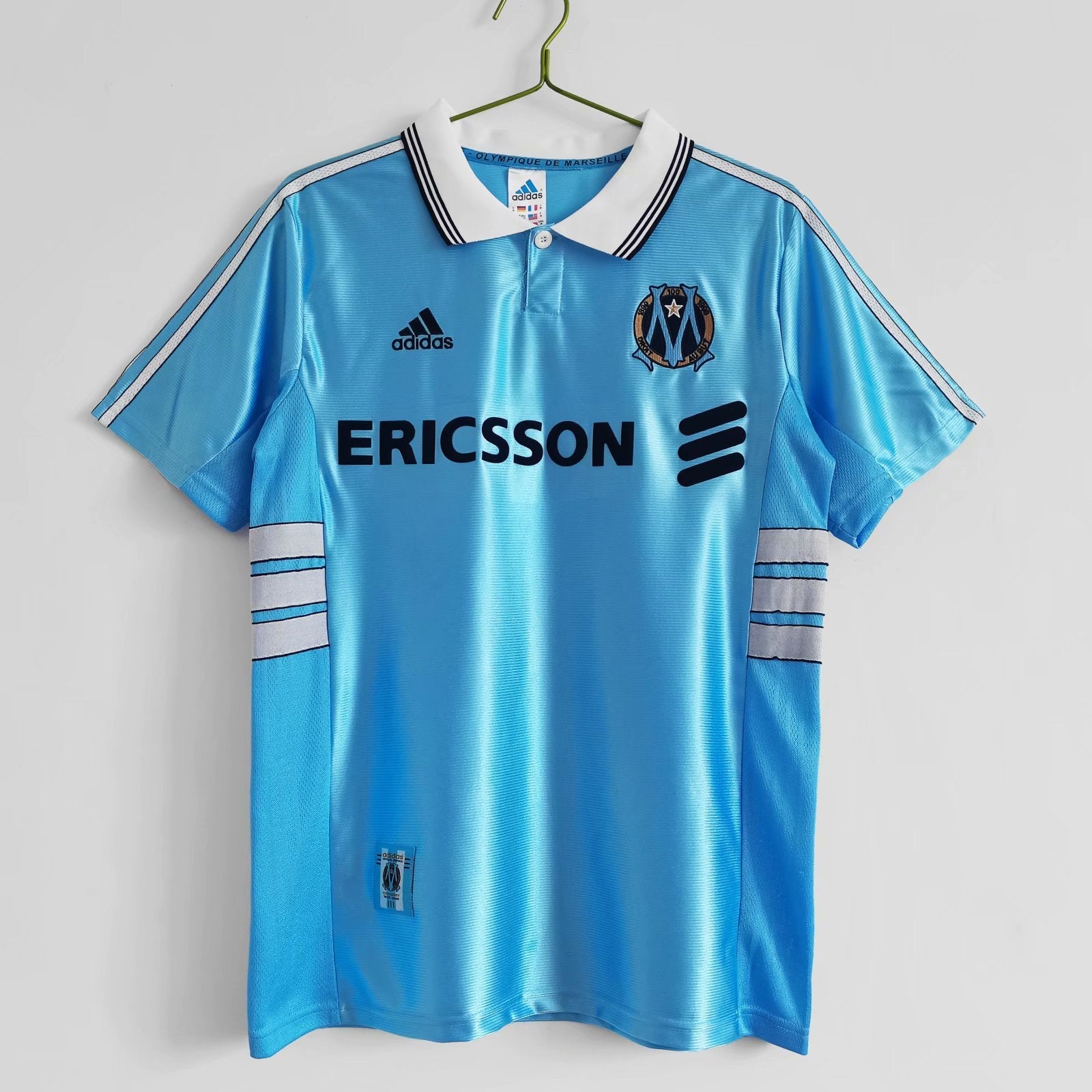 MARSEILLE MAILLOT RETRO Maillot De Fou, site maillot de foot pas cher