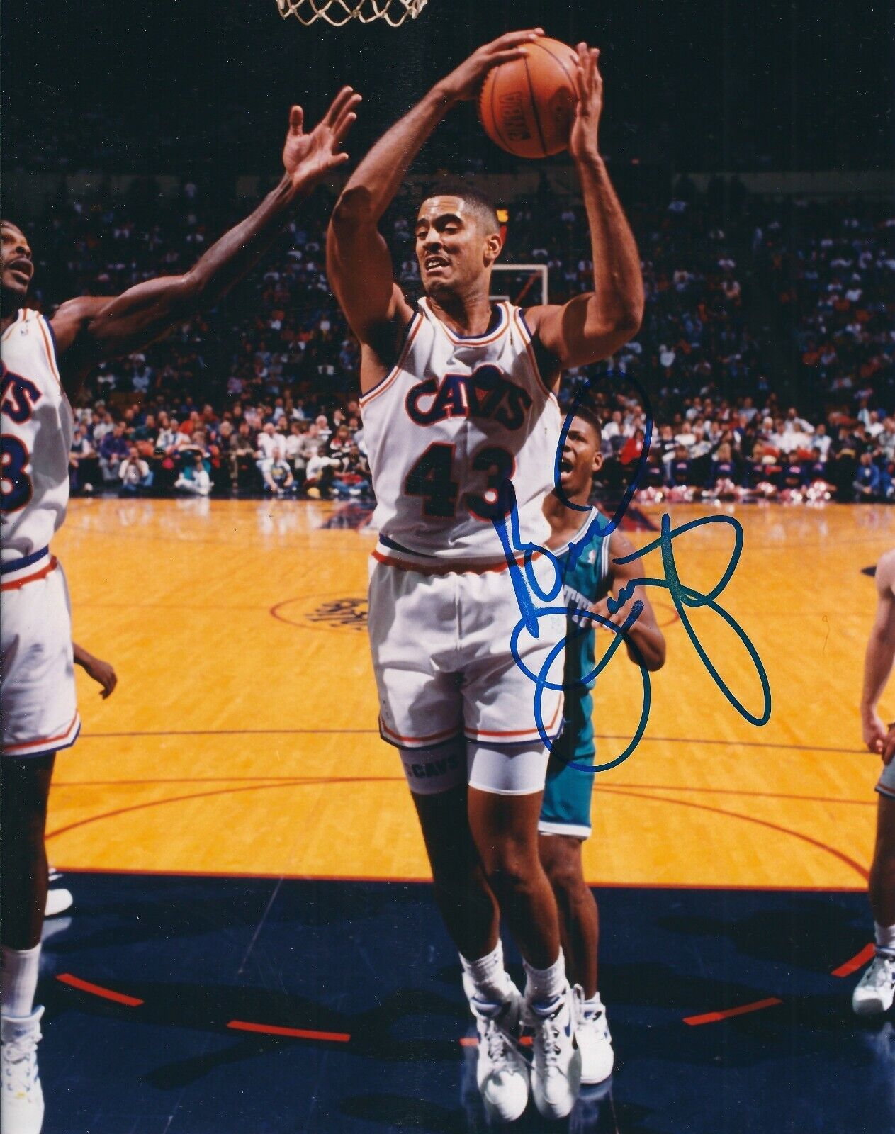Autographed BRAD DAUGHERTY Cleveland Cavaliers 8x10 Photo Poster painting - COA