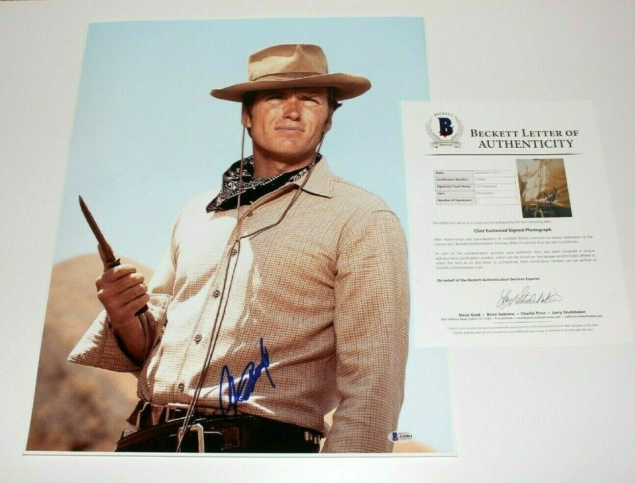 CLINT EASTWOOD SIGNED A FISTFUL OF DOLLARS 16x20 Photo Poster painting BECKETT COA MOVIE BAS