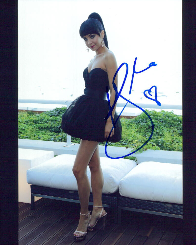 Ksenia Solo signed 8X10 Photo Poster painting