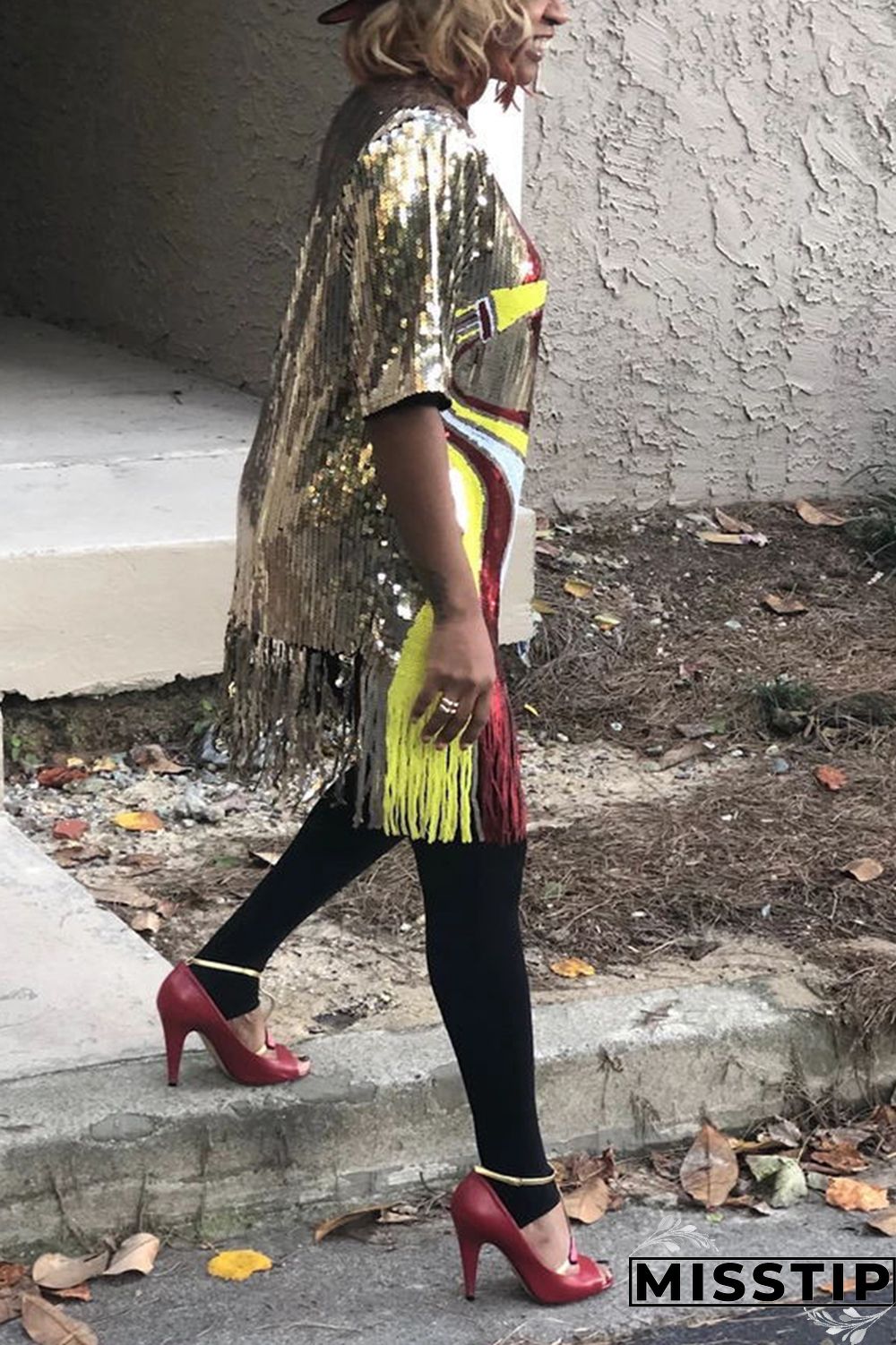 Gold Fashion Tassel Short Sleeve Sequin Dress