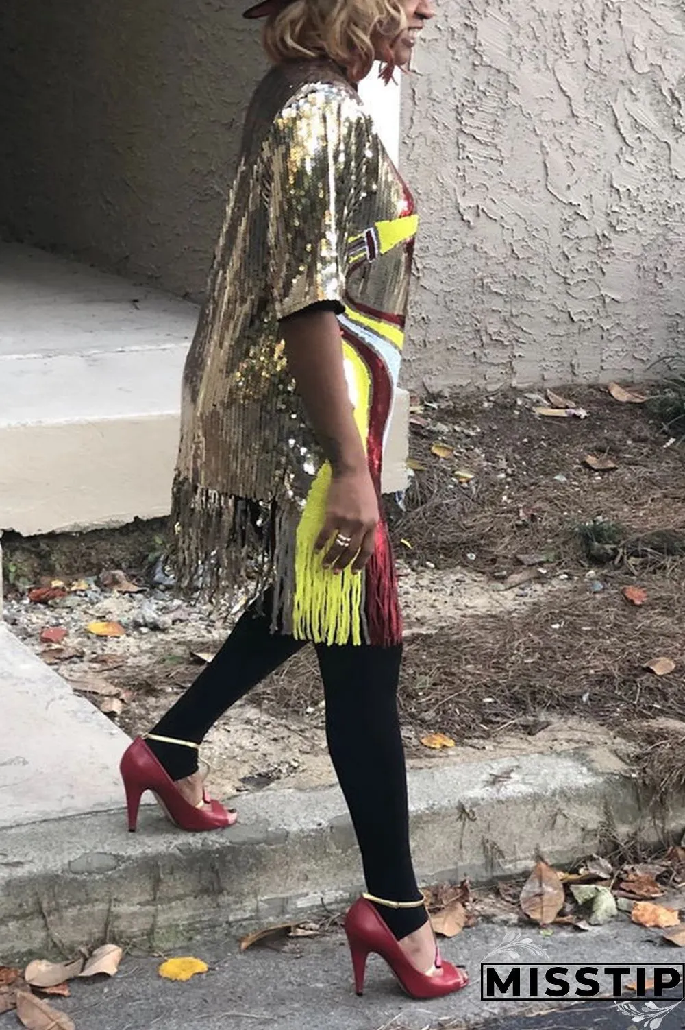 Gold Fashion Tassel Short Sleeve Sequin Dress